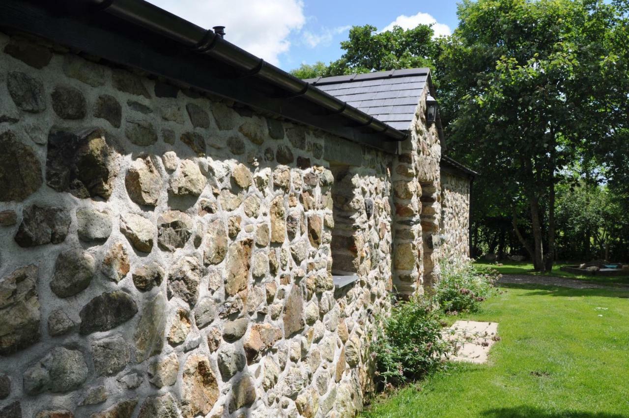 The Barn At Cae Bach Villa Gwalchmai Eksteriør billede
